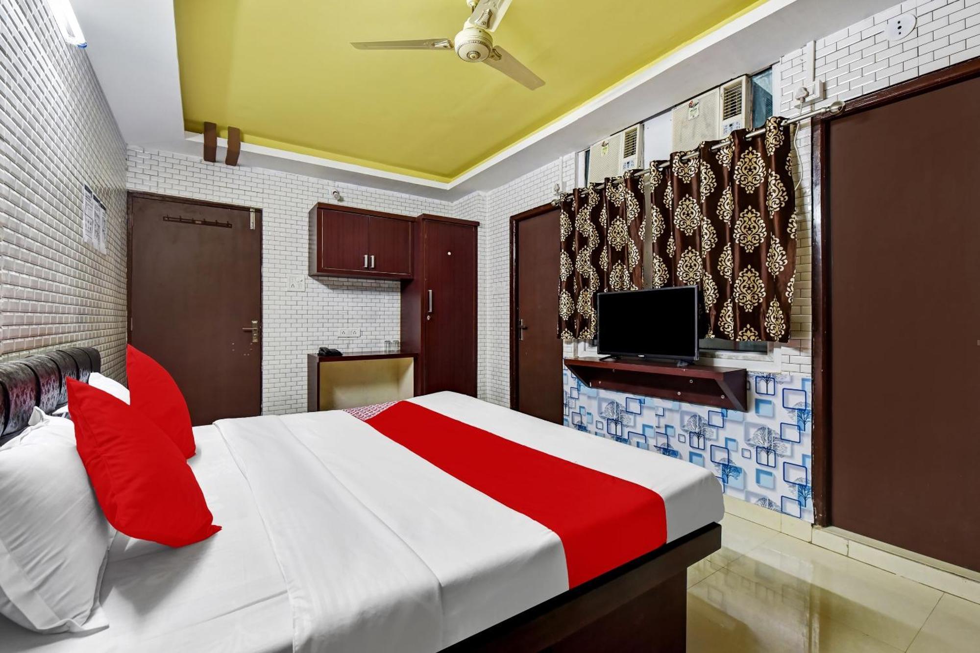 Hotel O Eleven Hotel & Banquet Кота Екстериор снимка